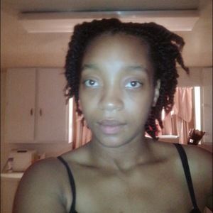 Meet your Posher, Nina